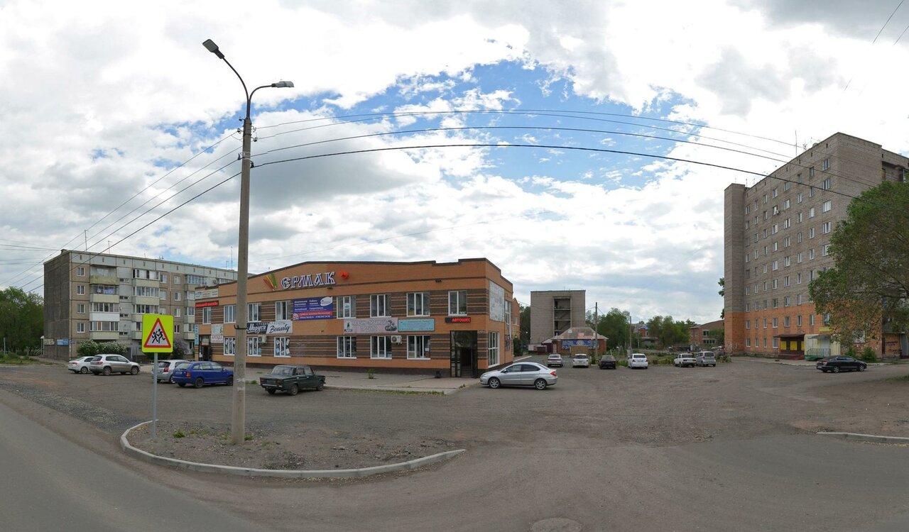 Здание автошколы Лидер+ в Черногорске, ул. Пушкина